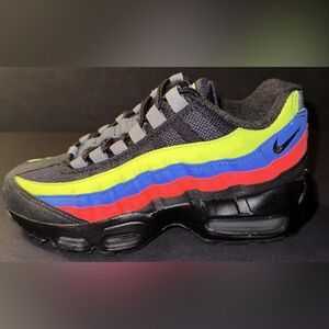 New Nike Air Max 95 Black Volt Blue Crystal Youth Rare DZ5635-001  5.5Y